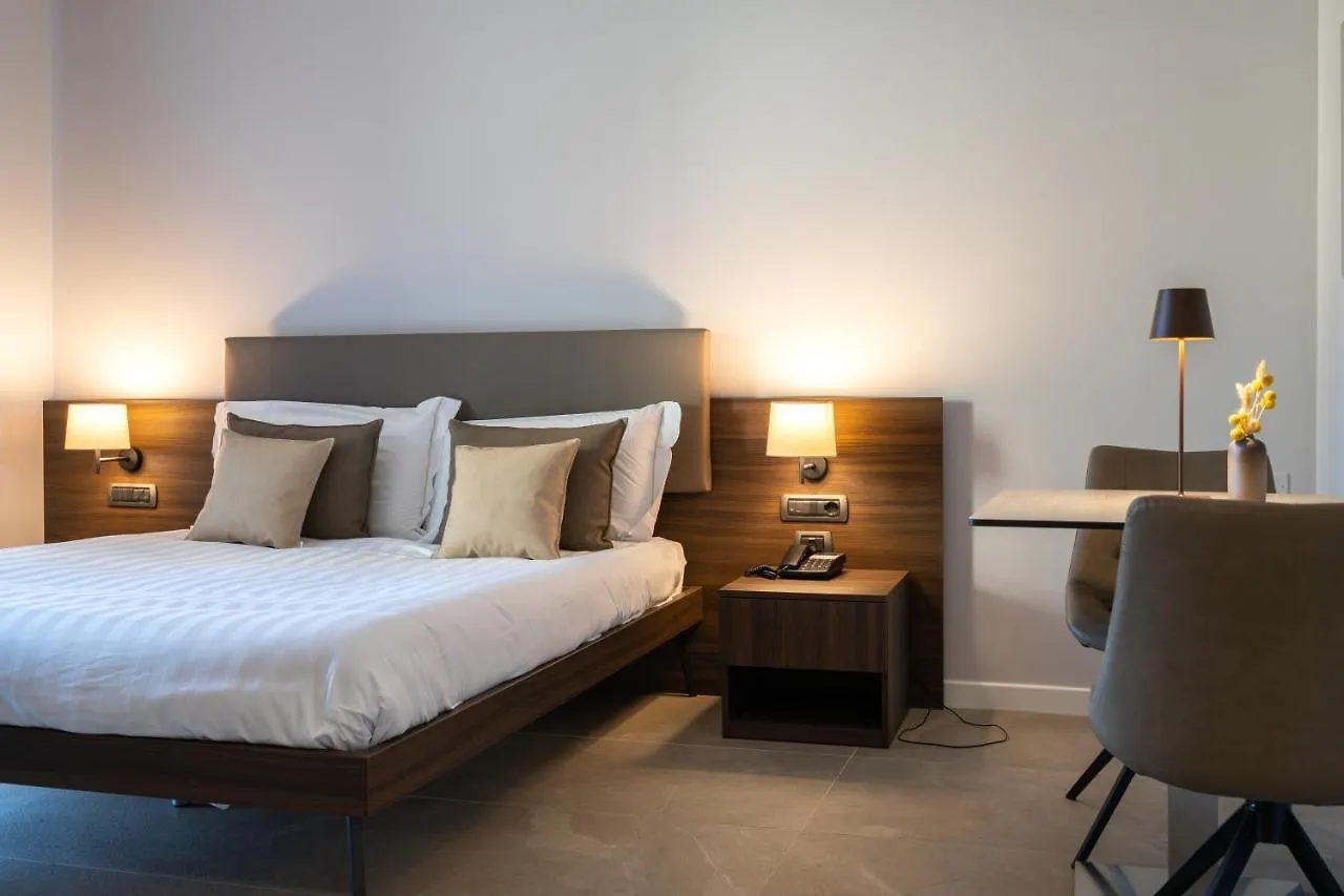 Hotel Ulivi Paratico 4*,