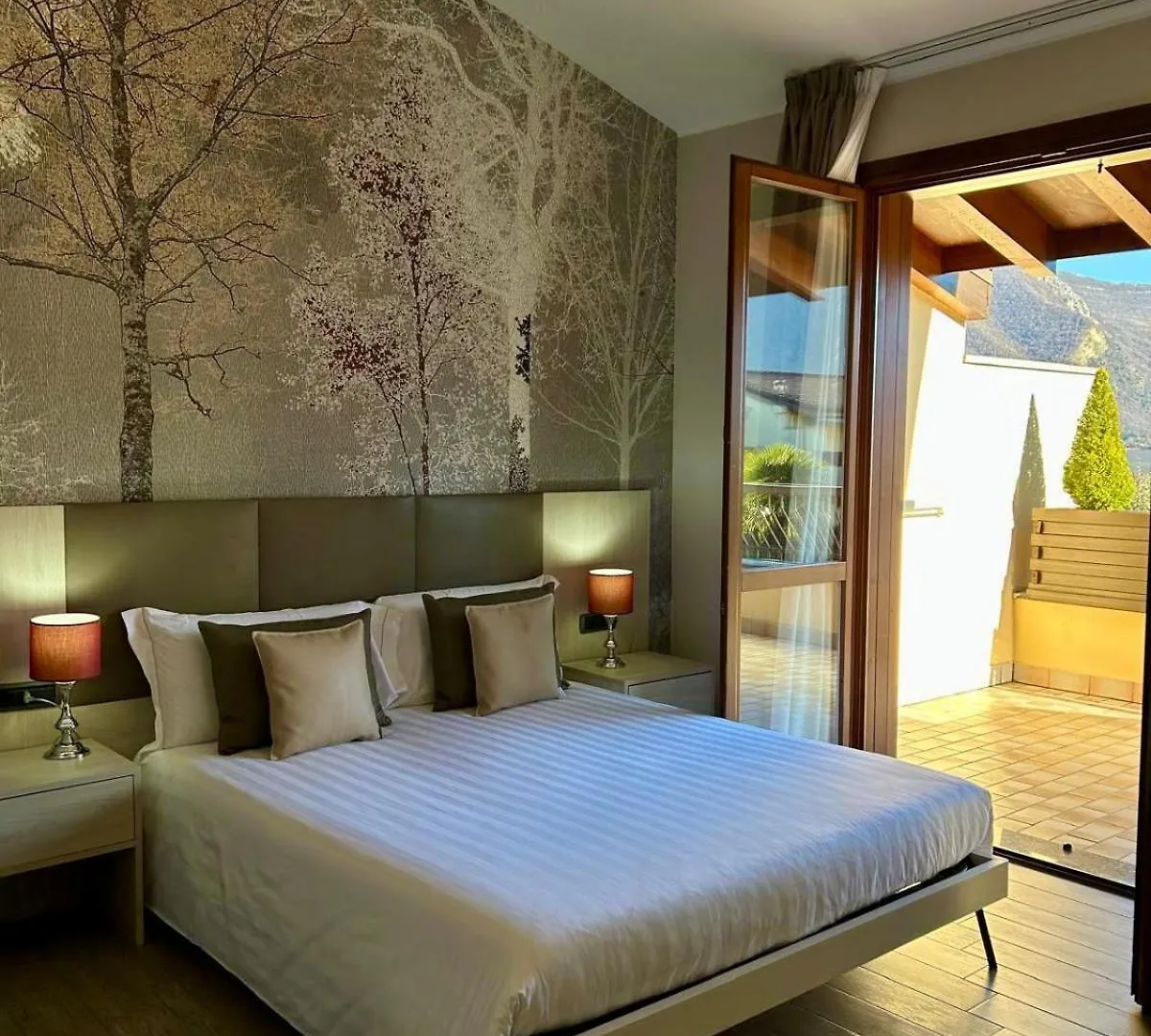 Hotel Ulivi 파라티코
